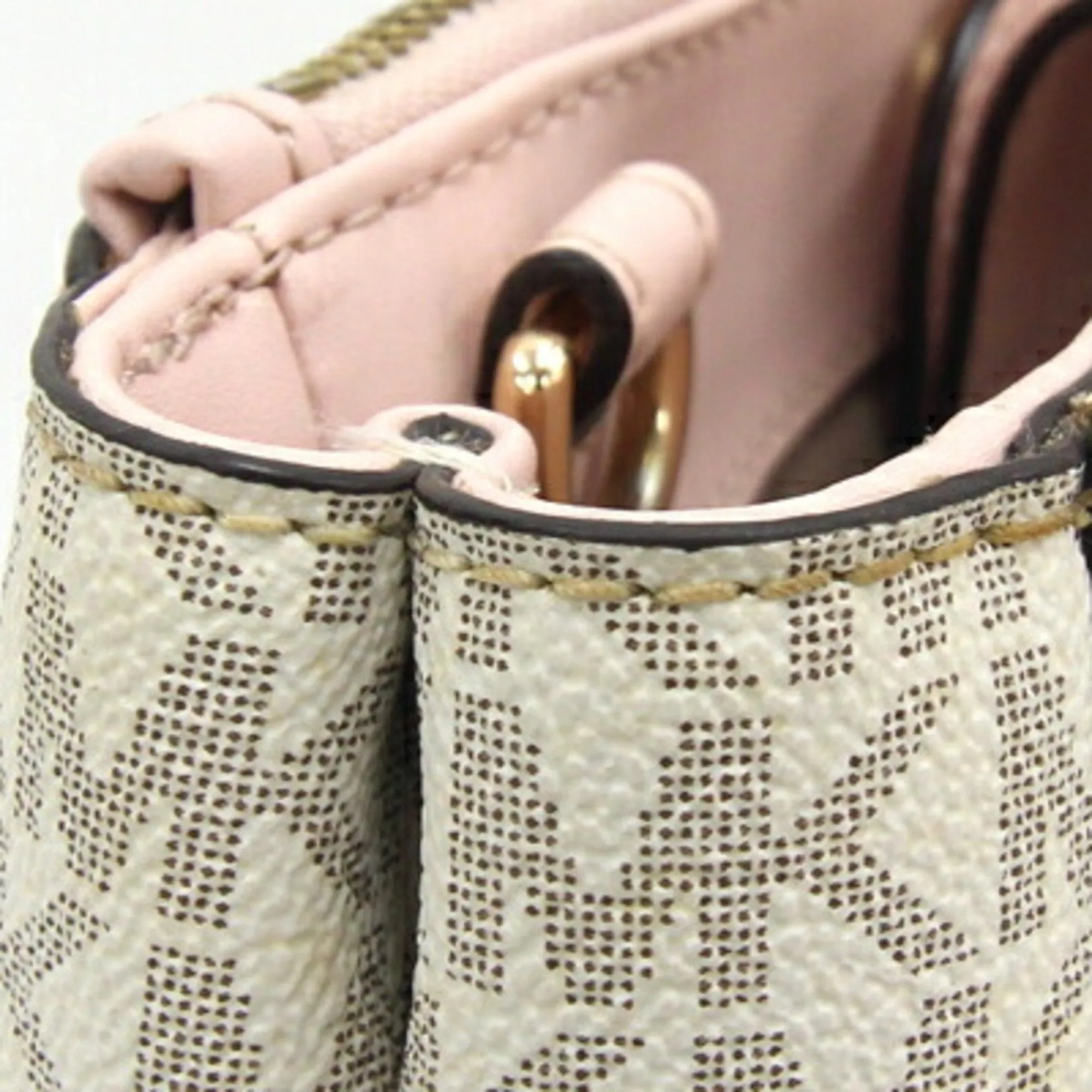 Michael Kors pink Off- Pvc Leather Handbag Shoulder Bag (Pre-Owned)