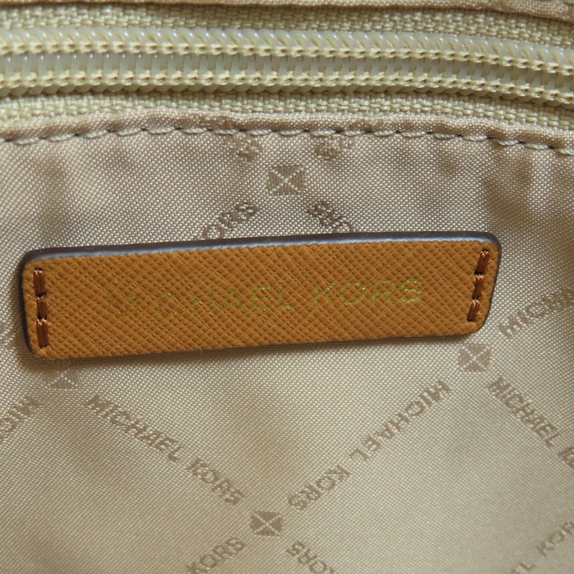 Michael Kors  Pvc Shoulder Bag (Pre-Owned)