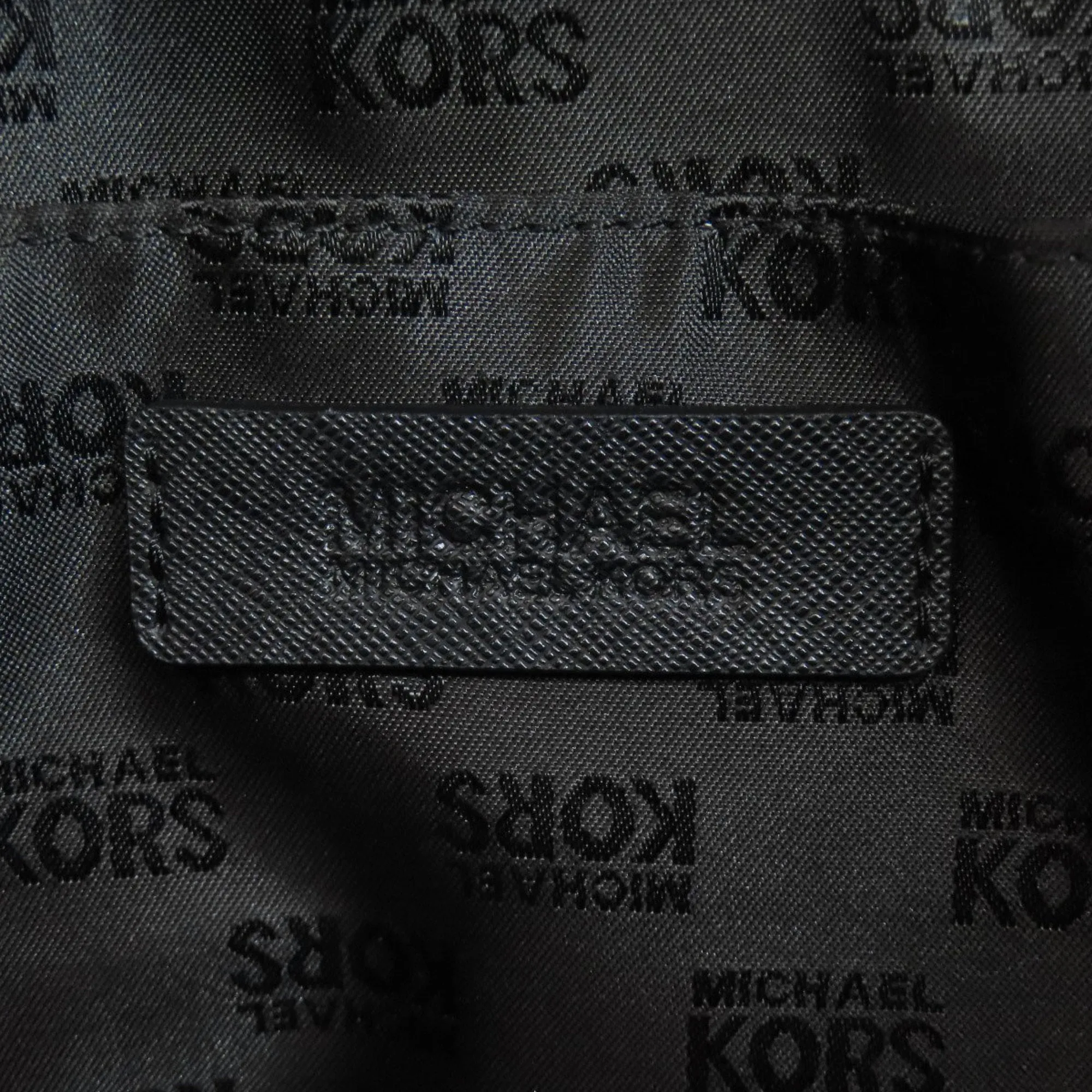 Michael Michael Kors  Leather Handbag Shoulder Bag (Pre-Owned)