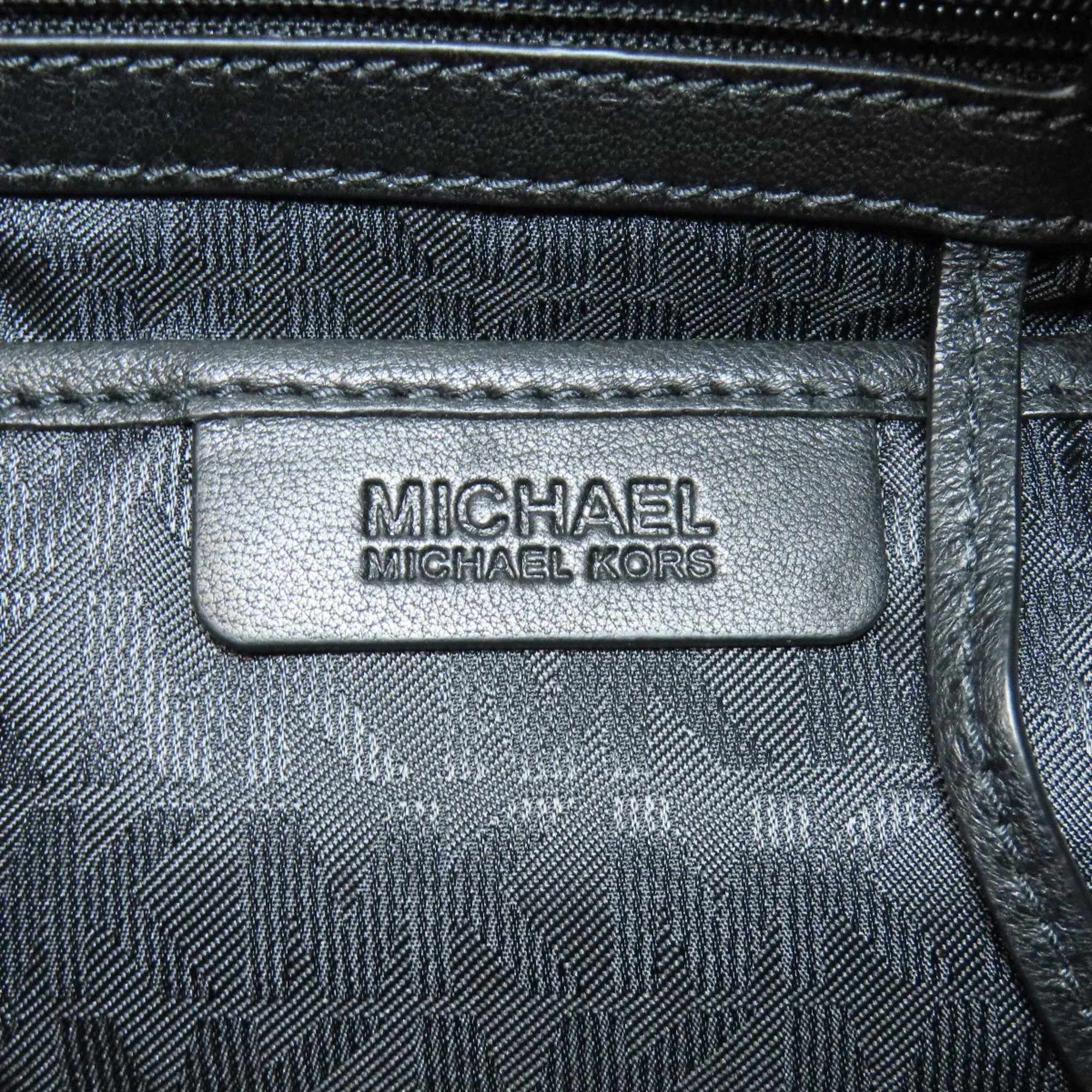 Michael Michael Kors  Leather Shoulder Bag (Pre-Owned)