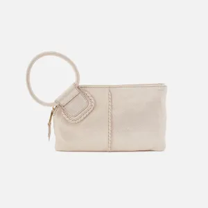 Sable Wristlet In Metallic Leather - Sand Shimmer