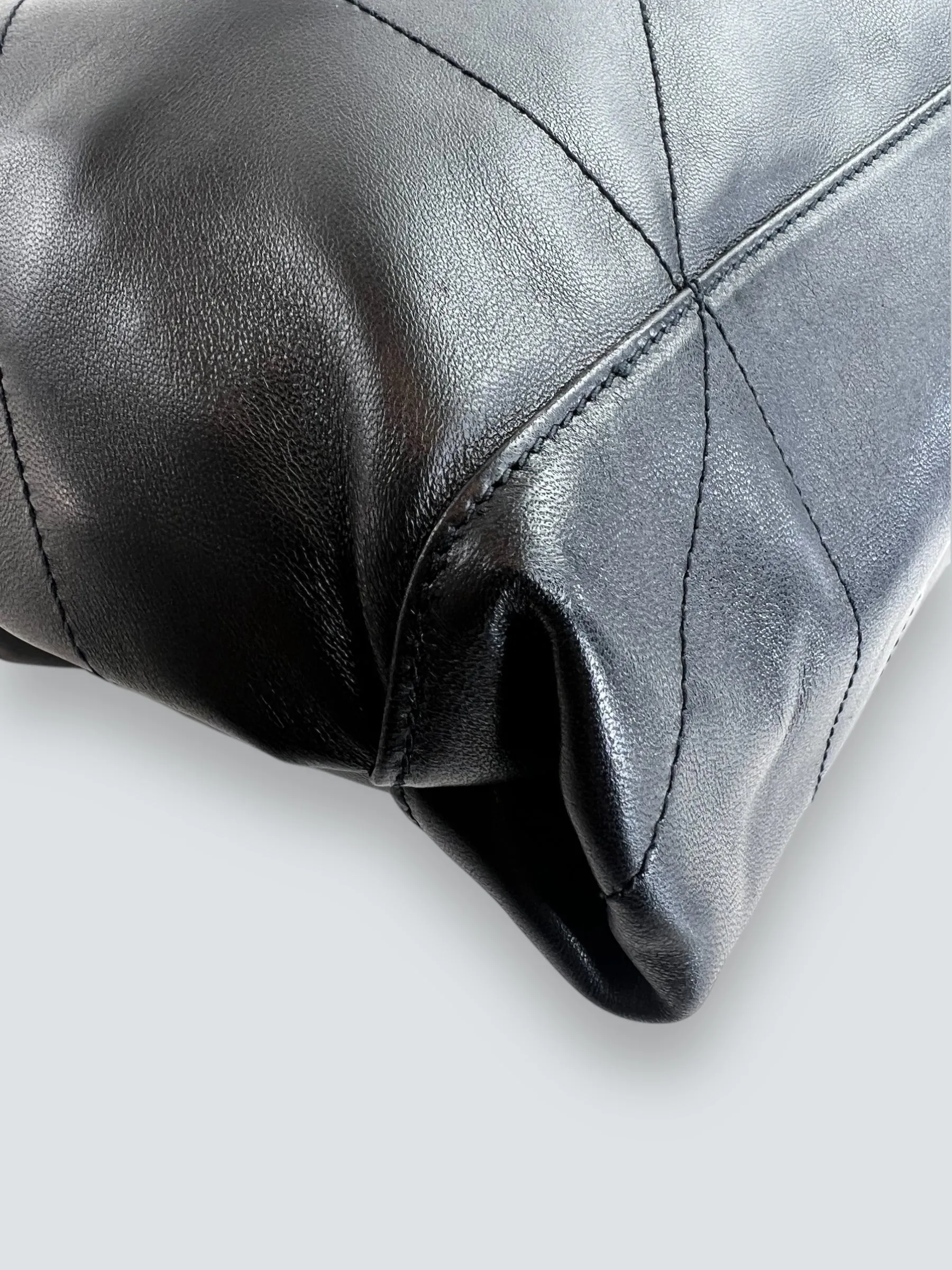 Saint Laurent Black Lambskin Leather "Jamie" Shoulder Bag