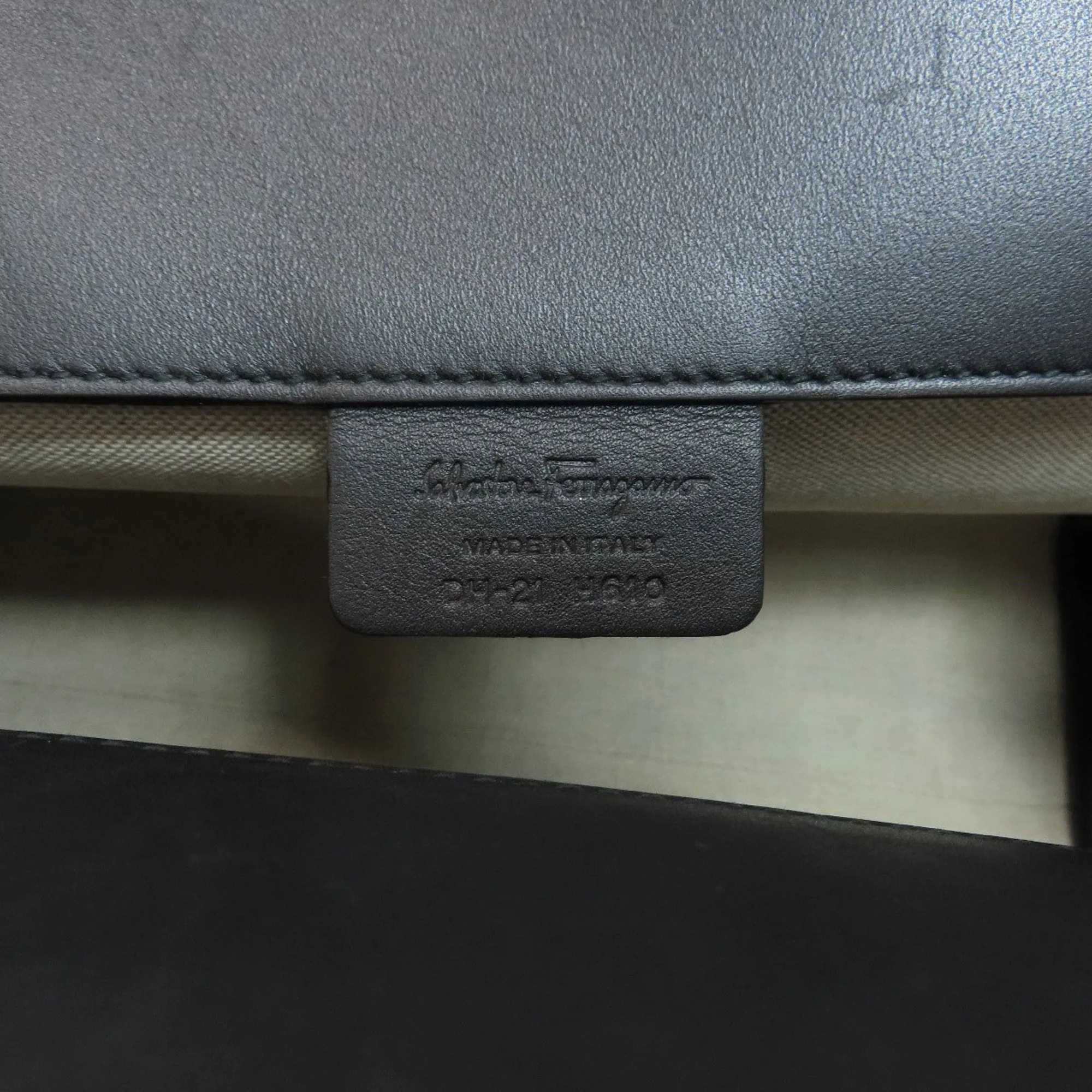 Salvatore Ferragamo  Canvas Leather Handbag (Pre-Owned)