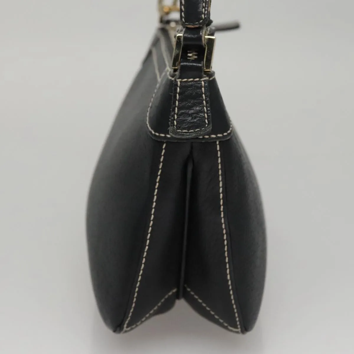 Salvatore Ferragamo Gancini Leather Shoulder Bag (Pre-Owned)