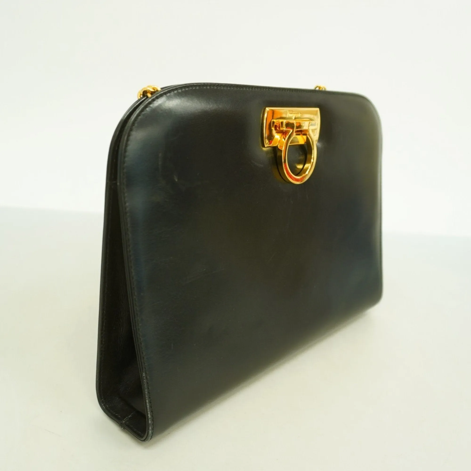 Salvatore Ferragamo  Leather Shoulder Bag (Pre-Owned)