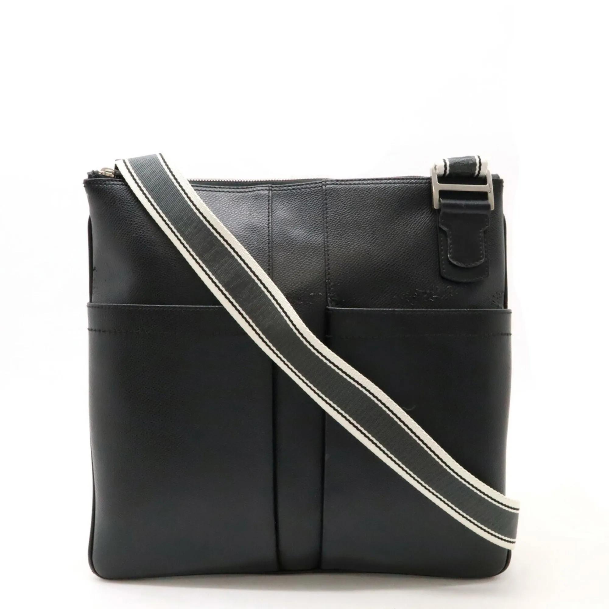 Salvatore Ferragamo Leather Shoulder Bag (Pre-Owned)