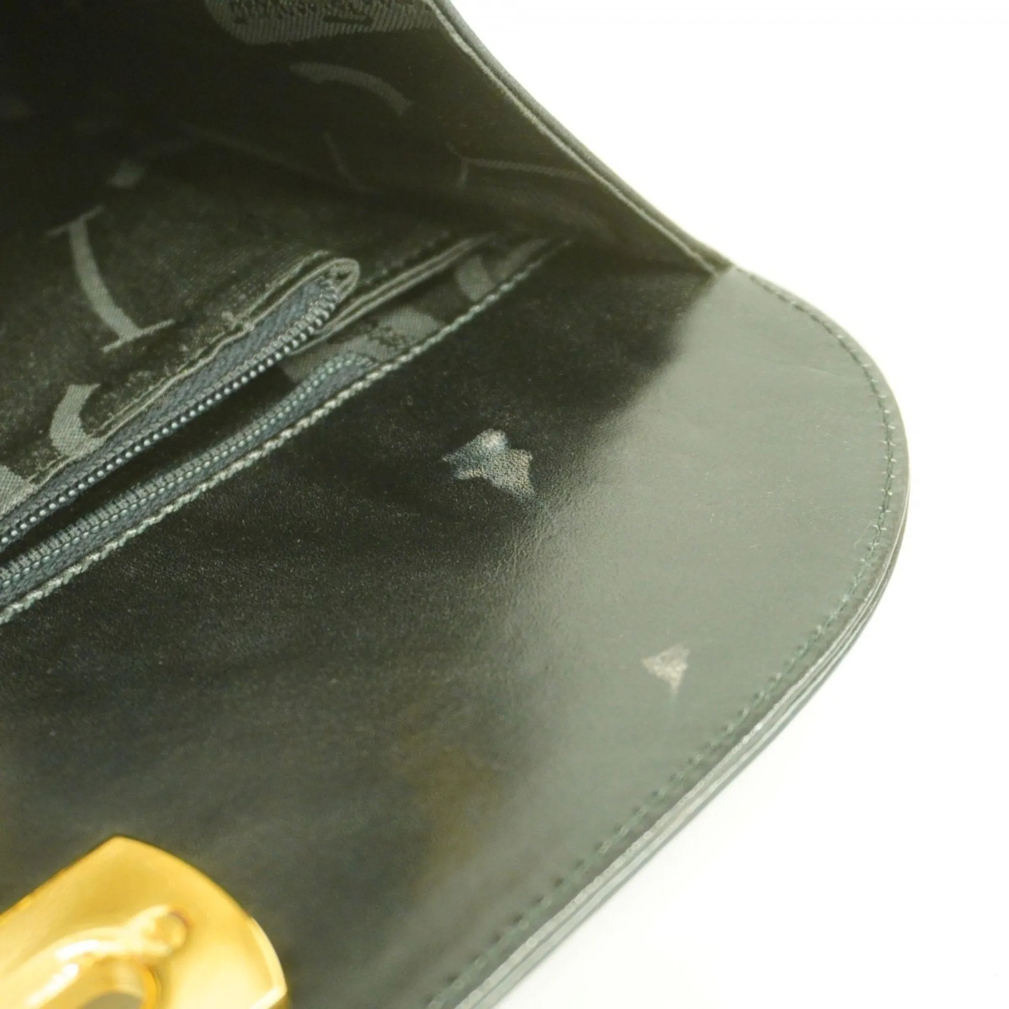 Salvatore Ferragamo  Leather Shoulder Bag (Pre-Owned)