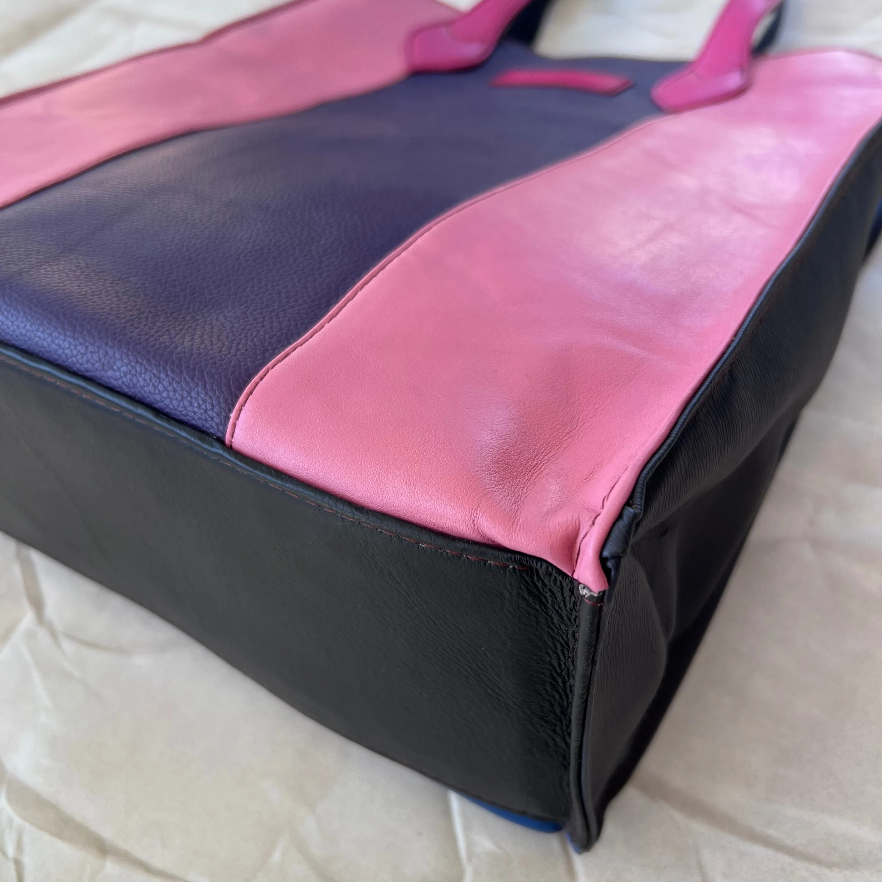 Soruka - Giselle Tote, Navy & Flamingo