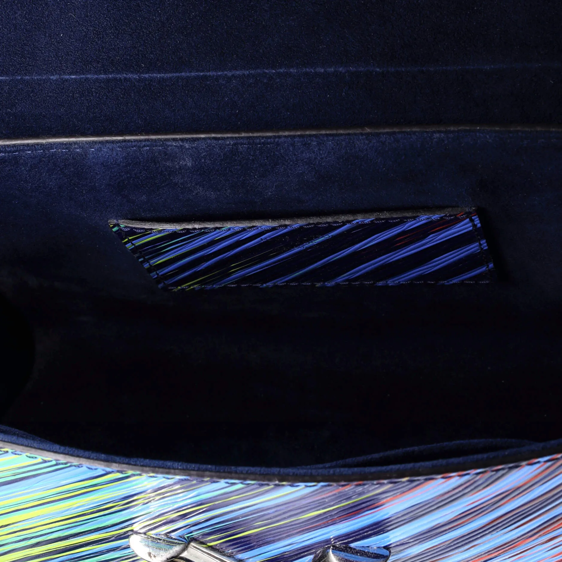 Twist Handbag Limited Edition Print Epi Leather MM