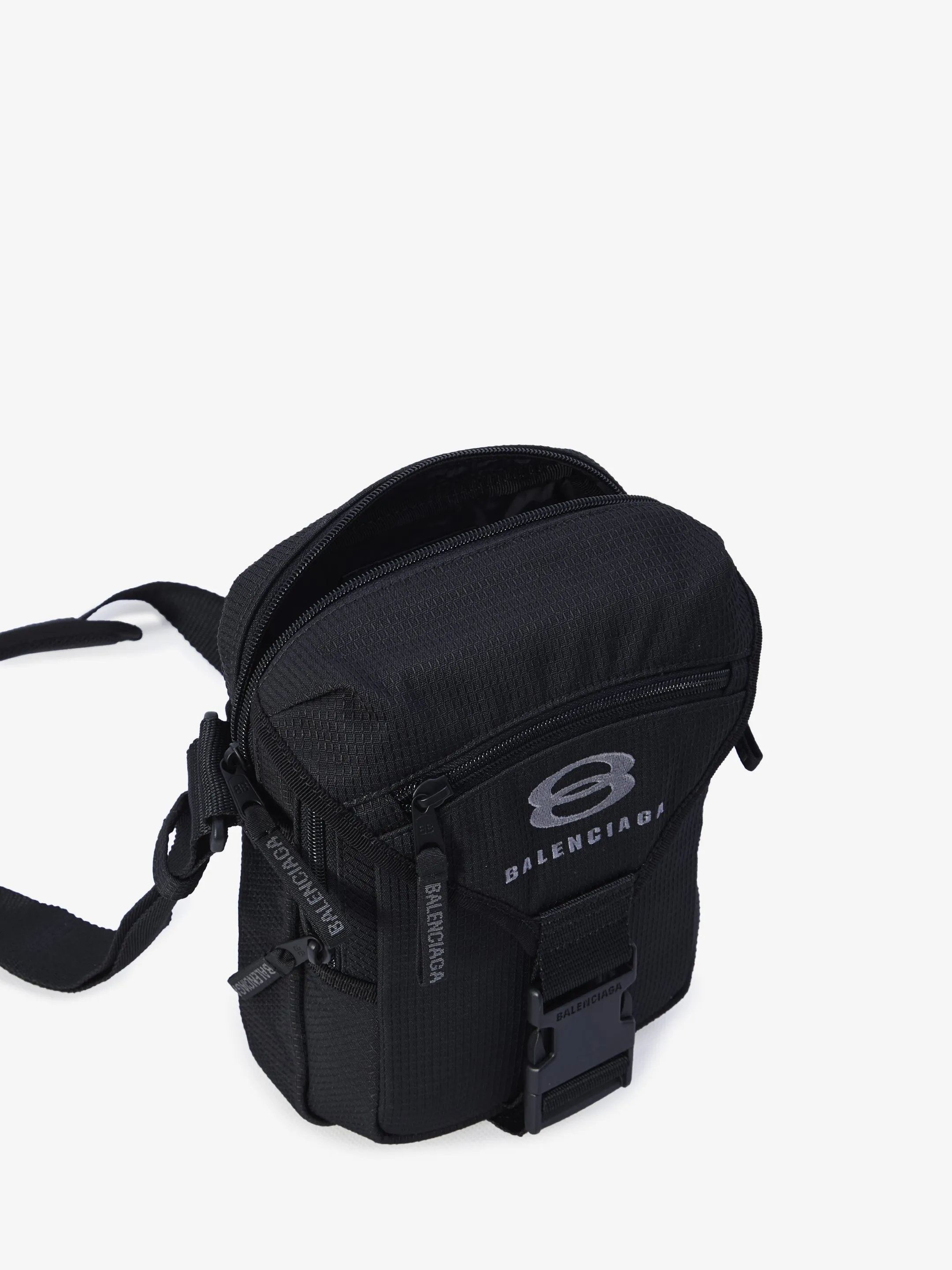 UNITY SHOULDER BAG IN BLACK NYLON