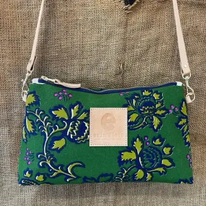 Women's Venus Shoulder Bag In Green Floral